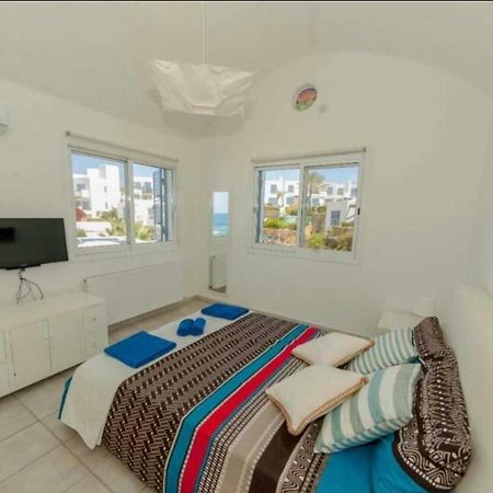 34 Beach Villa Paphos Exterior photo